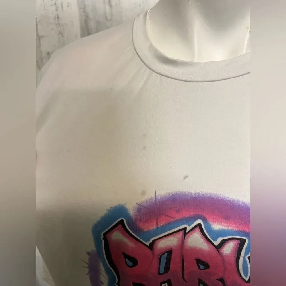 White tee - Picture 3 of 7